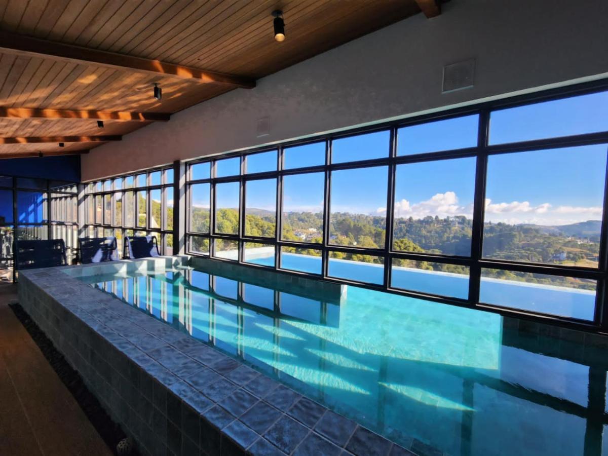 Aparthotel Com Jacuzzi Privativa *